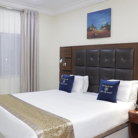 Golden Tulip Hotel- Evergreen Port Harcourt Dış mekan fotoğraf